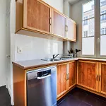 Very nice typical apartment between Carré dOr&Old Nice Welkeys